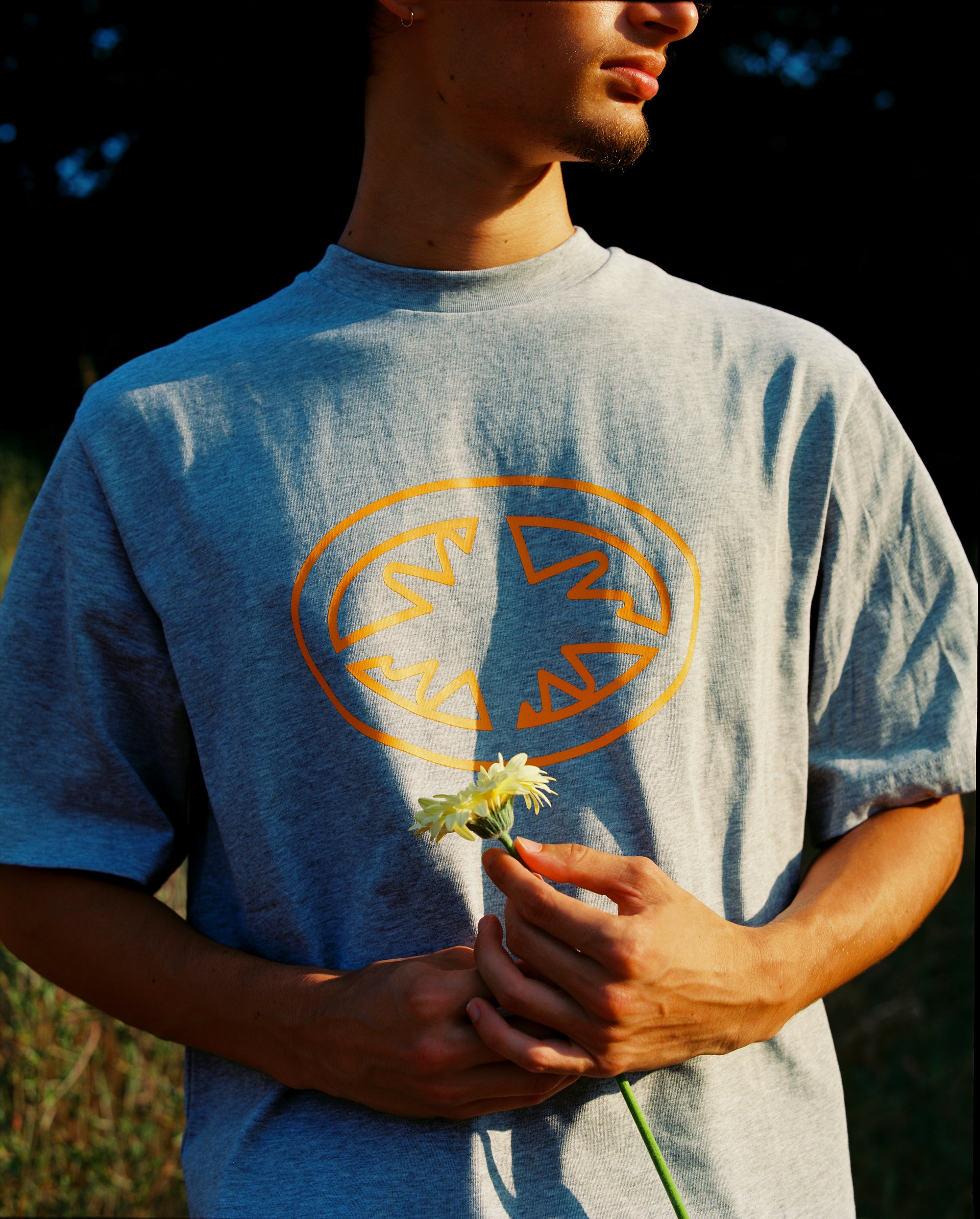 BIG LOGO T-SHIRT - GREY